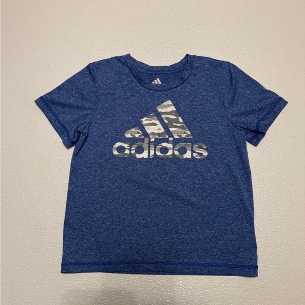 Adidas Boy's Size 5 Blue w/Camouflage Logo Short Sleeve Crewneck T-Shirt - EUC